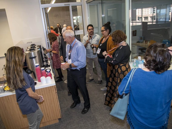 Faculty have access to a place to relax, make coffee on the espresso machine and hold meetings at the Faculty Commons + Advisory.