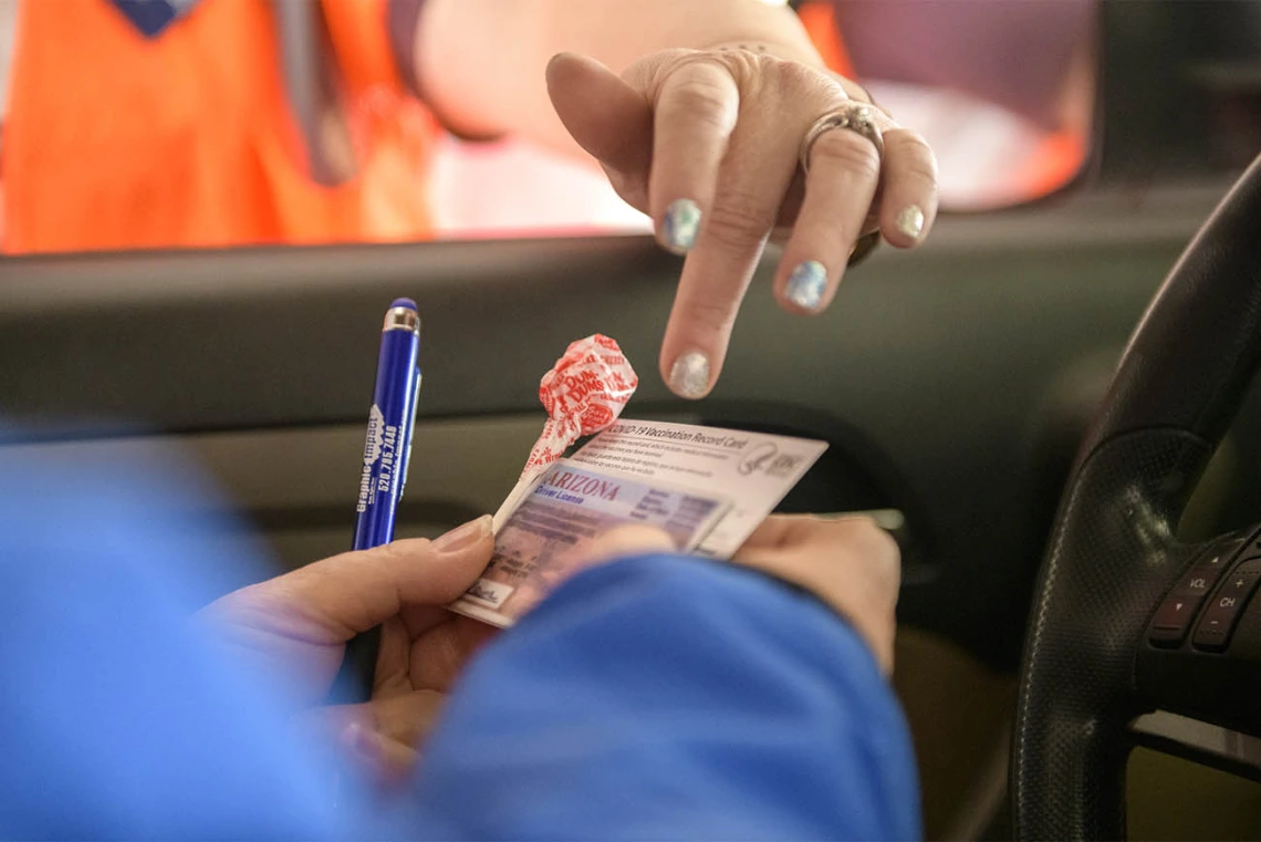 Everyone who gets a vaccine will receive a vaccination card with the date of the first dose, type of vaccine and the scheduled appointment for the second dose.