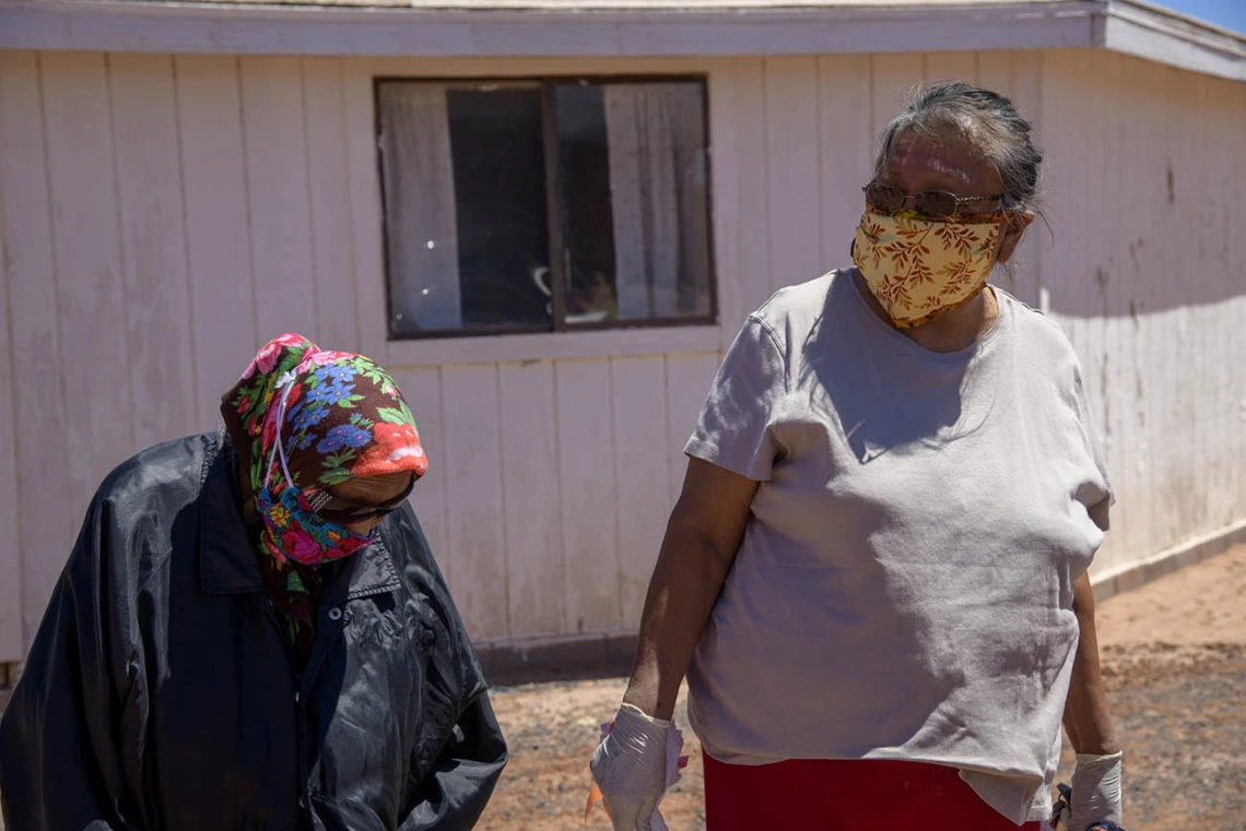 Tribal members of the Navajo Nation received water, sanitizer, cleaning supplies and food from the University of Arizona Cancer Center drive. 