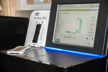 The NextSeq 550 genome sequencer.