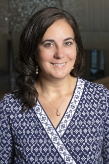 Portrait of Elise Erickson in the Health Sciences Innovation Building