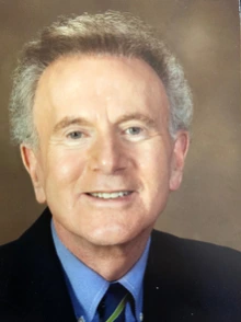 Dr. . David S. Alberts